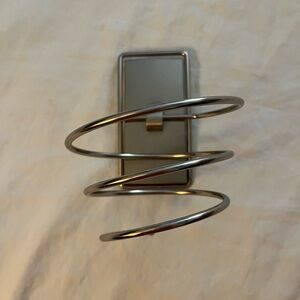Blow Dry Holder- Use with Command Strips